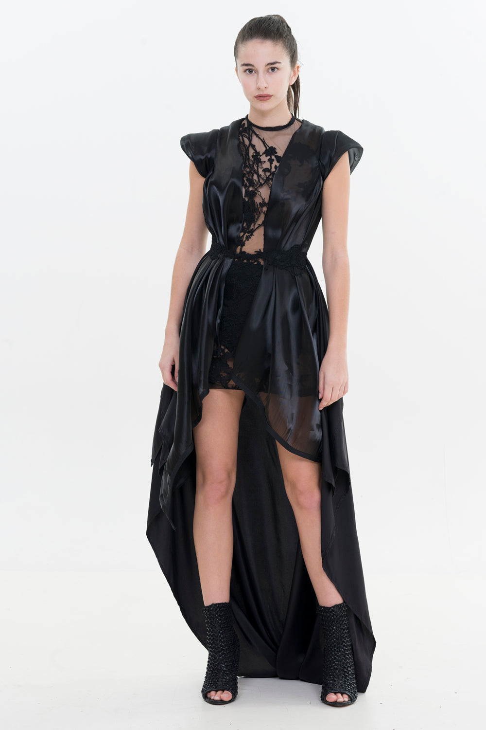 DARKROMANCE - COUTURE DRESS - Oscar Mendoza