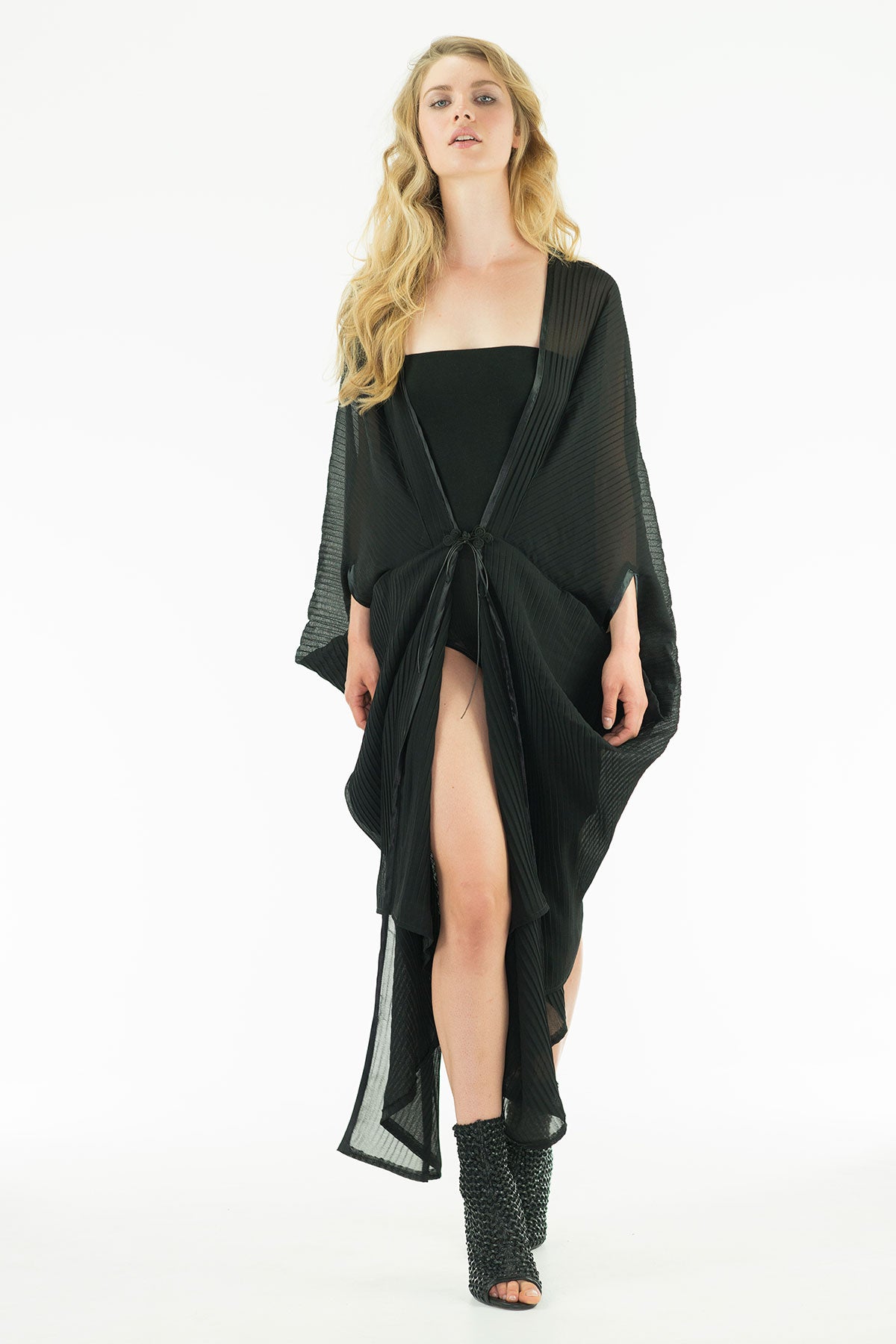 Vamp Cape - Tunique Dress - Folded Draped Tunique - Summer Collection - Oscar Mendoza